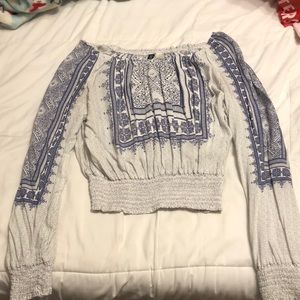 H&M off the shoulder blouse
